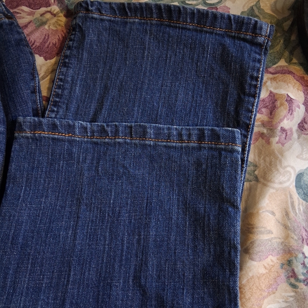 Wrangler Jeans - Picture 4 of 7